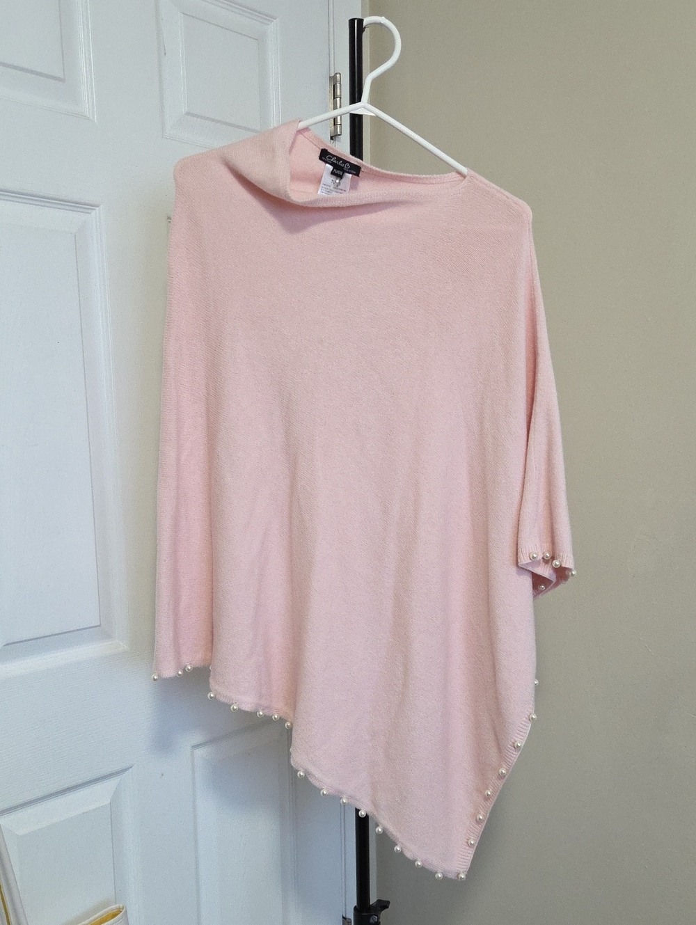 CHARLIE B Pink Pearl-Trim Knit Poncho
